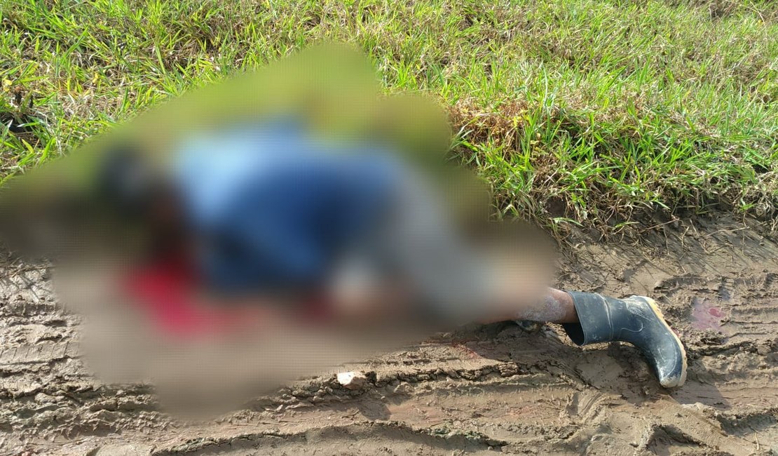Homem é executado com vários tiros em estrada vicinal no interior de Alagoas