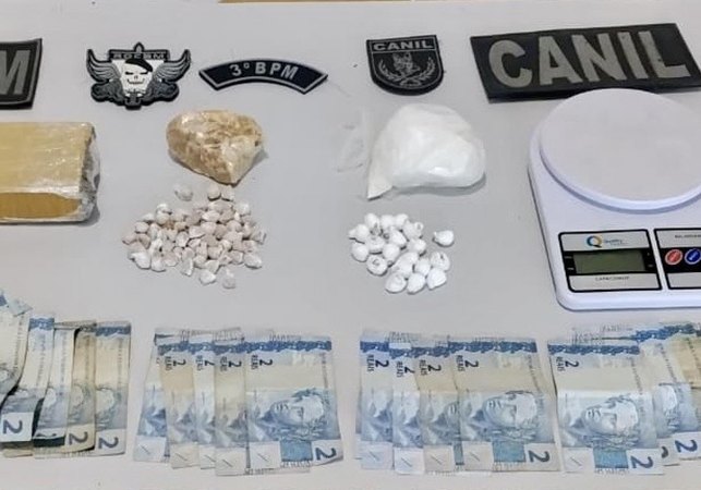 Polícia Militar apreende três armas de fogo e quase 700 gramas de drogas nesse domingo, em Alagoas