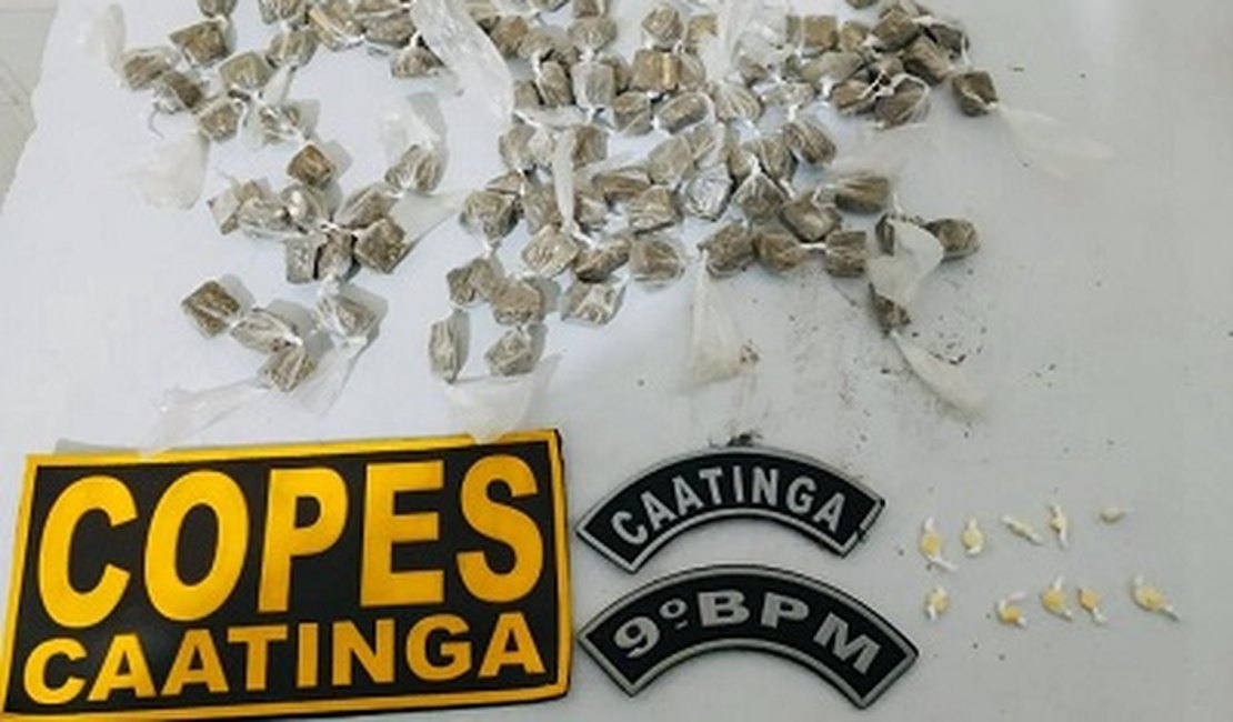 Copes Caatinga prende jovens com entorpecentes em Inhapi