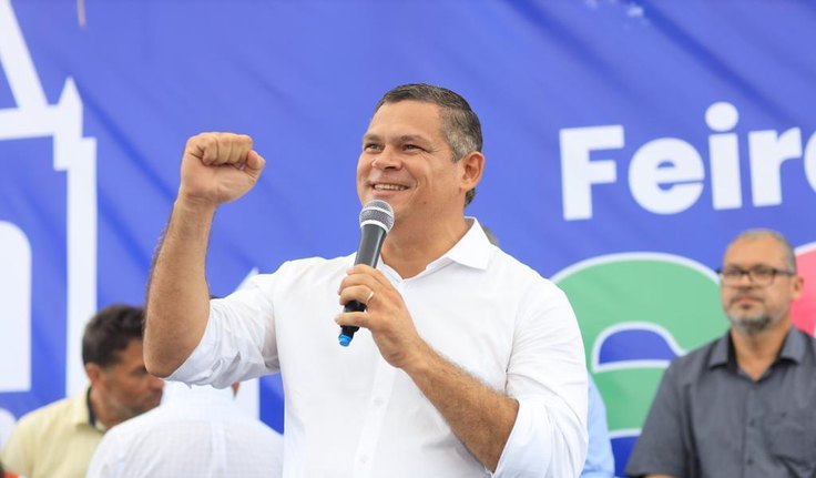 Flávio do Chico da Granja anuncia inicio de obra de calçamento no Povoado Taboquinha, em Feira Grande