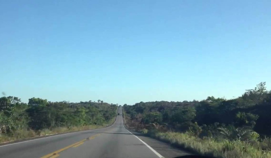 Acidente com ônibus que seguia para AL deixa um morto e 50 feridos