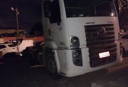 PC recupera em Pernambuco caminhão roubado em Alagoas