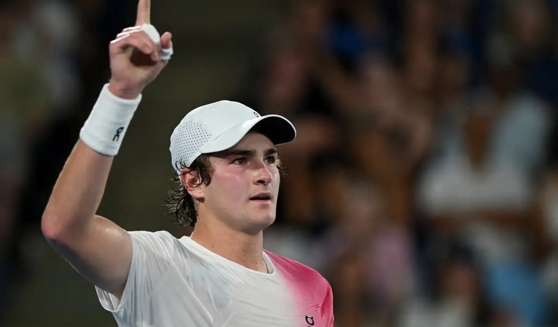 João Fonseca arranca classificação às semis do ATP de Buenos Aires