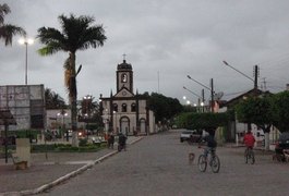 Homem com motocicleta roubada é assassinado a tiros, em Junqueiro