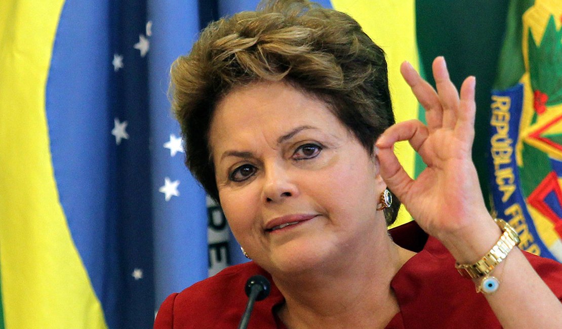 Em entrevista, Dilma diz que governo interino 'é a cara' de Eduardo Cunha