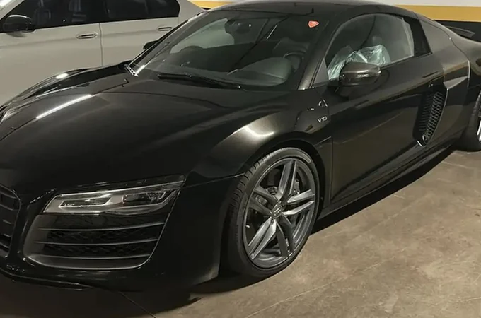 PF apreende carros de luxo em operação contra Careca do INSS
