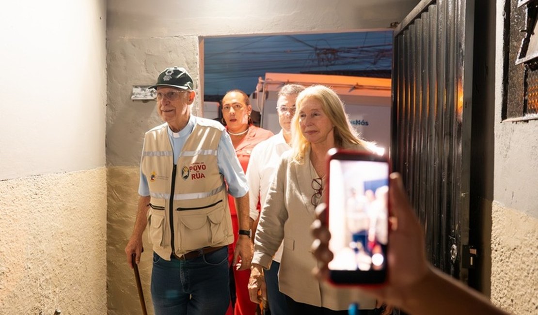 'Um exemplo a ser seguido', diz Padre Júlio Lancellotti ao conhecer programa do Governo de Alagoas para pessoas em situação de rua