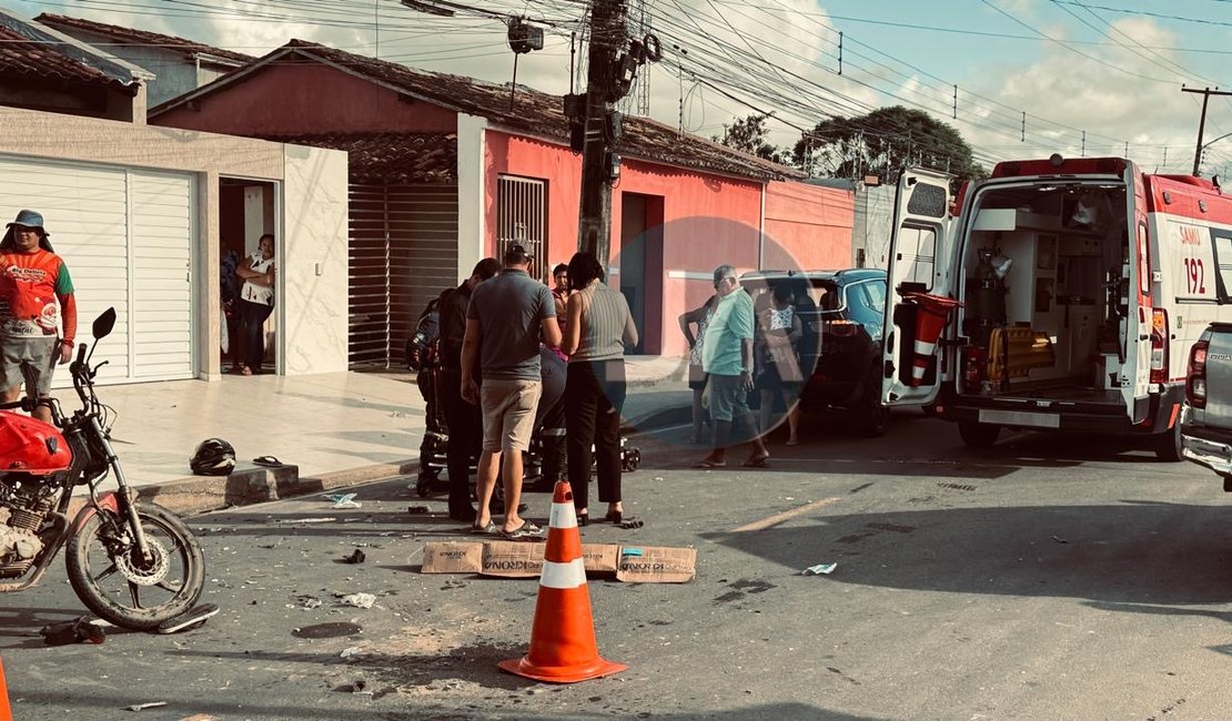 Colisão entre motocicletas deixa homens feridos no bairro Guaribas, em Arapiraca