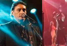 VÍDEO: Cantor defende Neymar, joga violão no chão e abandona show em Pernambuco