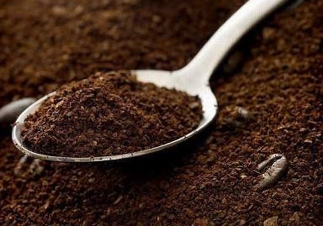 Chuva afeta colheita e deixa café mais caro no Brasil