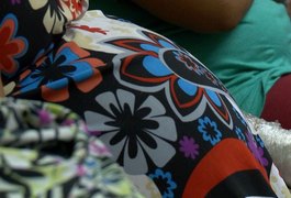 Homem é preso após ameaçar esposa gestante, em residência de Arapiraca