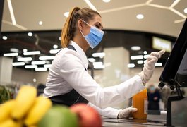 75% dos trabalhadores de supermercados infectados pelo novo coronavírus não têm sintomas; entenda