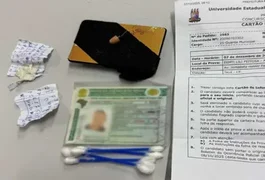 Ponto eletrônico e celular: polícia prende seis por fraude em concurso