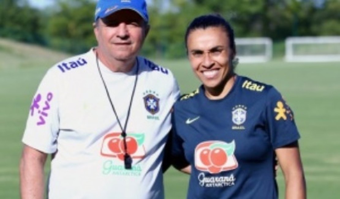 Técnico da Seleção Brasileira garante participação de Marta na Copa do Mundo