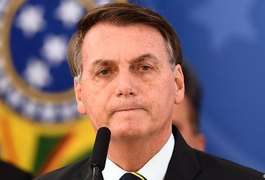 Mau tempo faz Bolsonaro se atrasar para compromisso em Alagoas