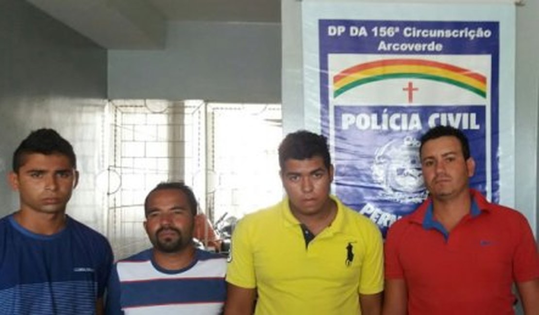 Alagoano e mais três capotam carro e matam motociclista após tentativa de roubo