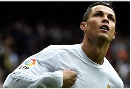 CR7 fala sobre pênalti de Messi: 'Eu sei porque ele bateu assim'