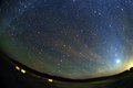 Detritos do cometa Halley vão riscar o céu na noite desta quarta-feira (21); veja horários para observar
