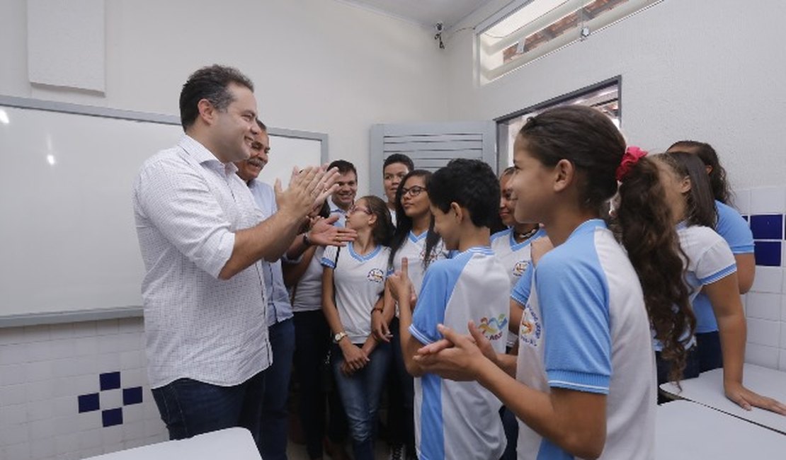 Reforma de três escolas beneficia mais de dois mil alunos em Arapiraca