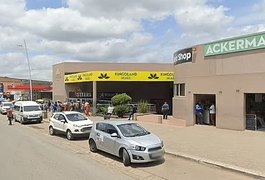 Homem é preso após tentar vender pênis decepado em shopping