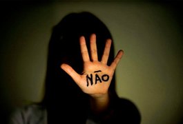 PC prende mulher que permitia abusos sexuais contra filha