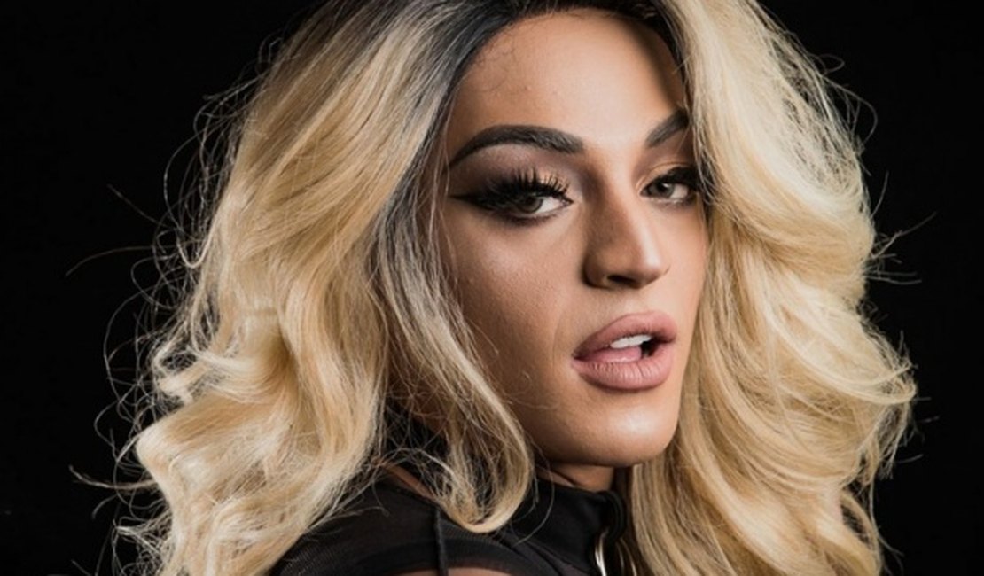 Pabllo Vittar diz que não tem planos de sair do Brasil: 'É fake news'