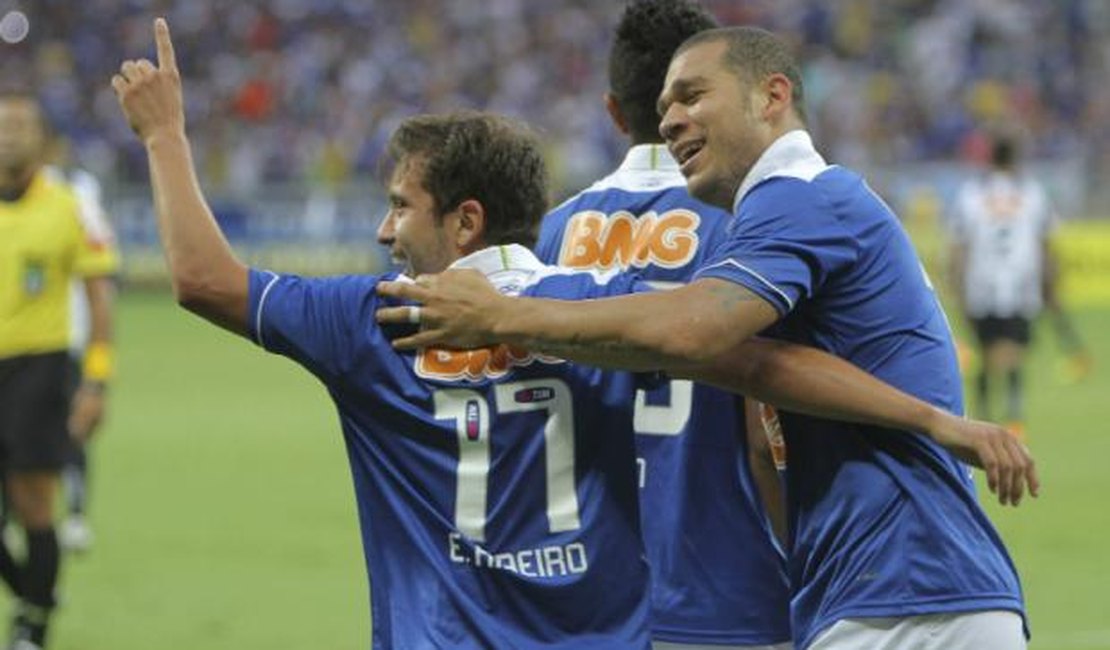 Cruzeiro retoma a liderança