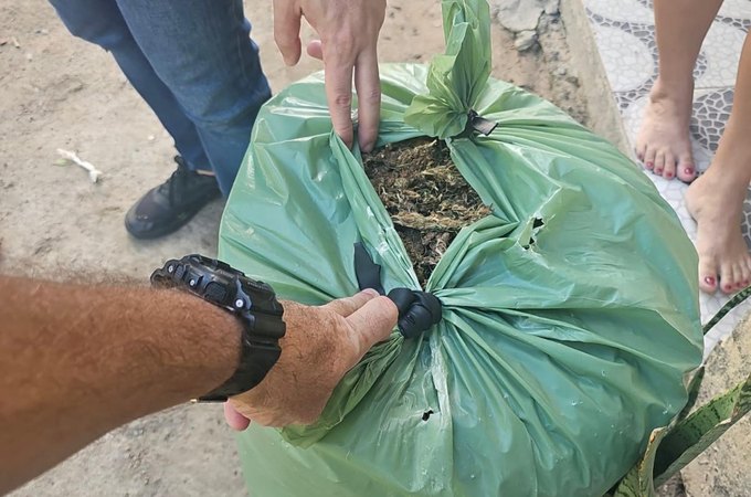 Polícia Militar prende suspeito de homicídio com 25kg de maconha no interior