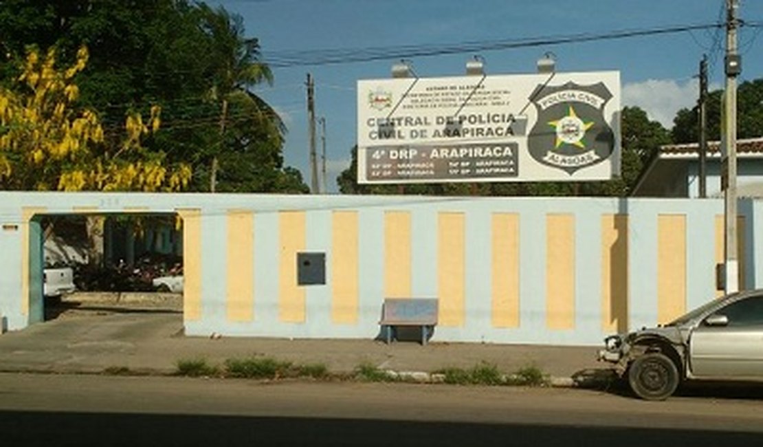 Empresário tem residência invadida em condomínio de luxo de Arapiraca