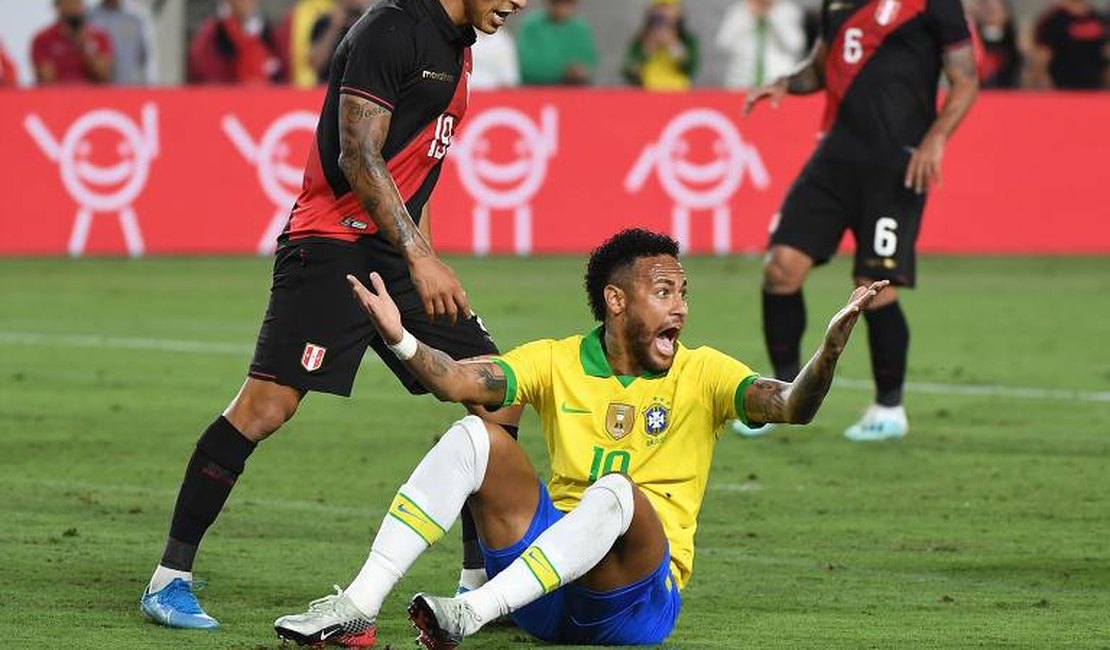 Seleção brasileira decepciona, joga mal e perde para o Peru