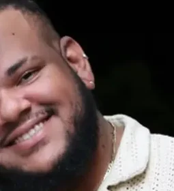 Corpo do cineasta alagoano Vinícius Gomes deve chegar a Maceió nesta terça após tragédia no Pará