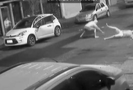 Avô reage a assalto para evitar que ladrão leve carro com neta de 3 anos dentro