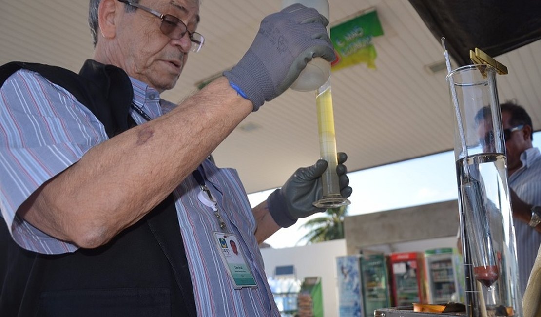 Operação flagra irregularidades em postos de combustíveis, em AL