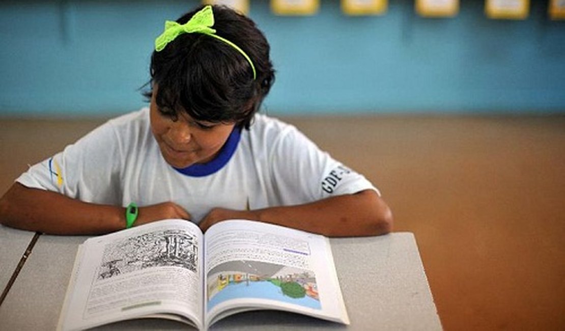 Governo detalha regras do ensino domiciliar