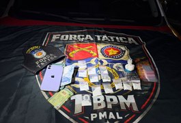 Força Tática do 1º BPM prende homem por tráfico de drogas no Jacintinho