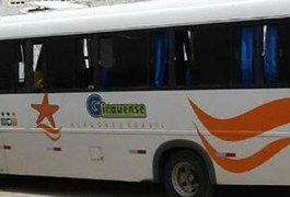 Homens armados assaltam coletivo no Agreste alagoano