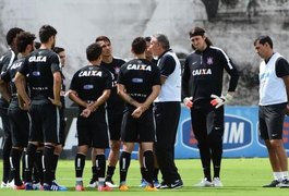 Tite desafia jogadores do Corinthians a superar marcas de 2012 e 2014