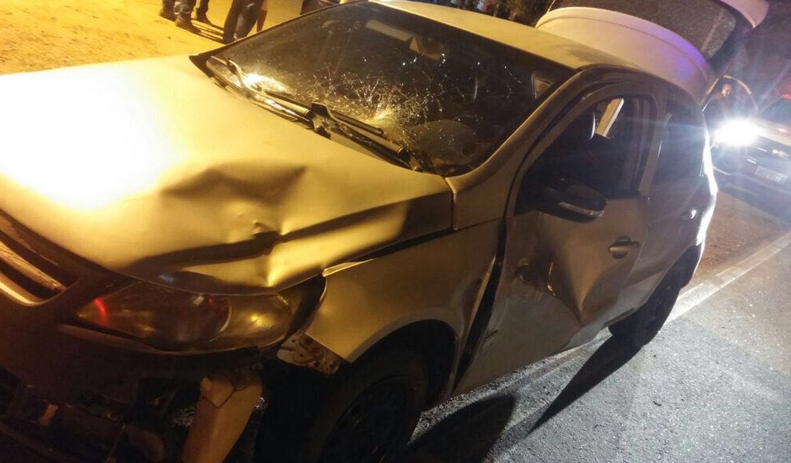 Mulher morre e outra fica gravemente ferida em atropelamento na AL 487 em Traipu