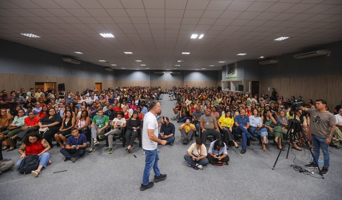 Renan Filho defende ampla frente política para as eleições de 2026