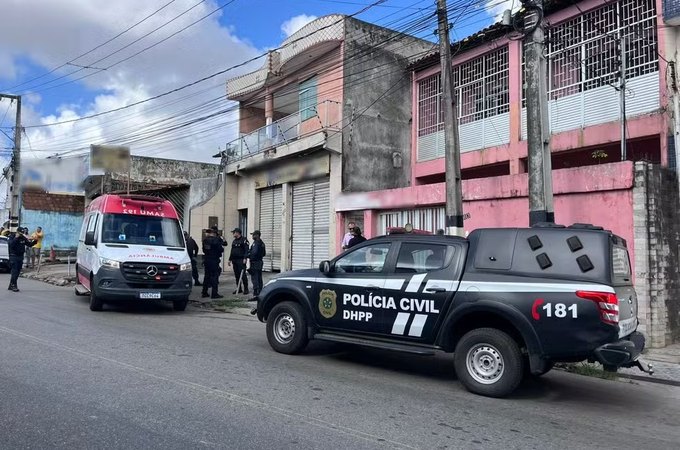 Homem mata três familiares na Zona Norte de Aracaju e acaba morto após ação policial