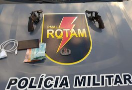 Mulher é presa ao ser flagrada com armas em veículo, em Satuba