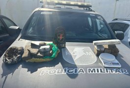 PM apreende arma, e 4,2 kg de maconha e prende suspeito de embriaguez ao volante em Maceió