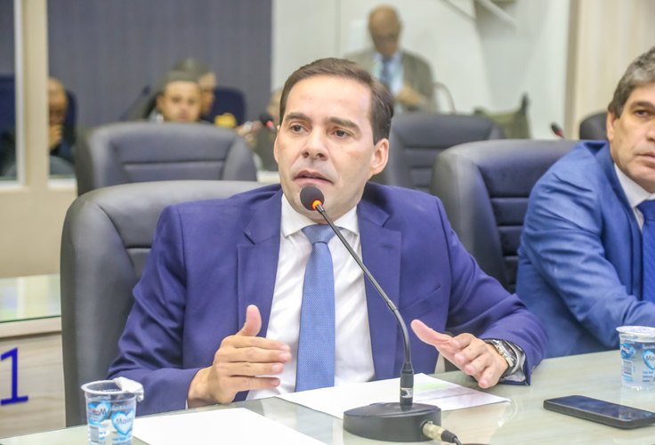 Kelmann Vieira promete “bomba atômica” na política alagoana ao anunciar nova pré-candidata a deputada federal