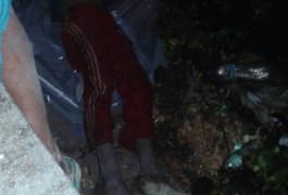 Populares acham corpo de homem boiando em Açude do Goiti, em Palmeira dos Índios