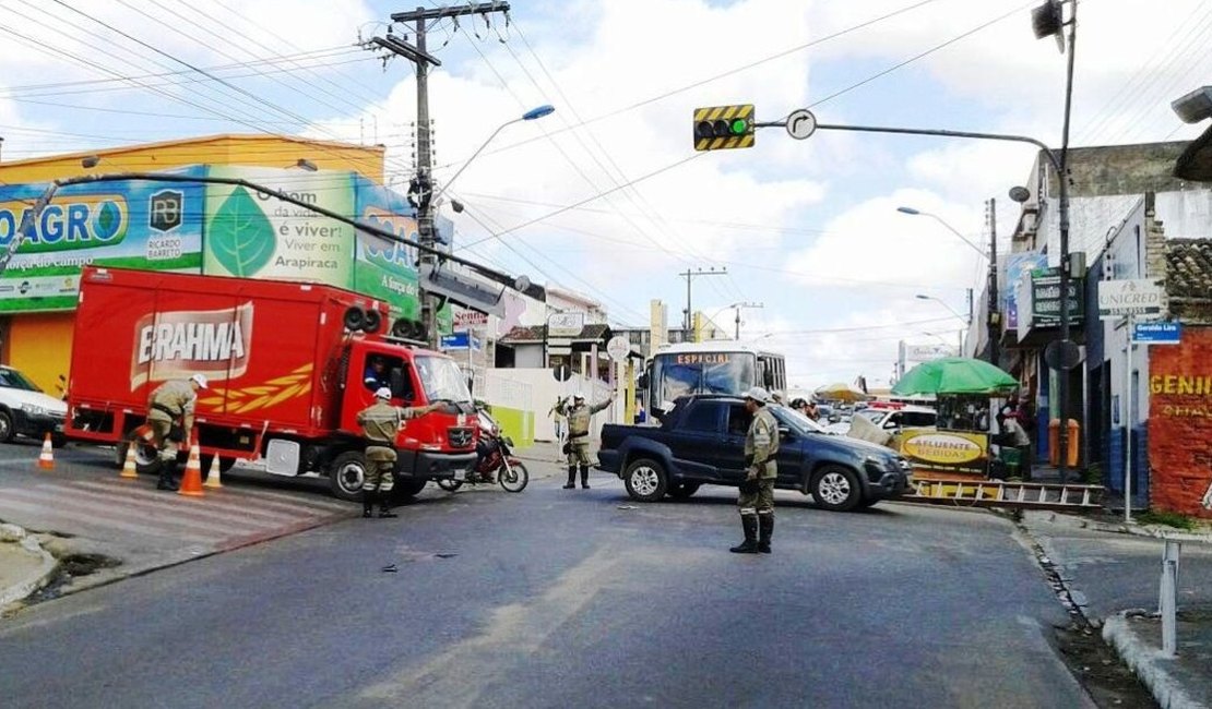 Prefeitura vai interditar trecho da Rua Boa Vista para nivelamento de calhas