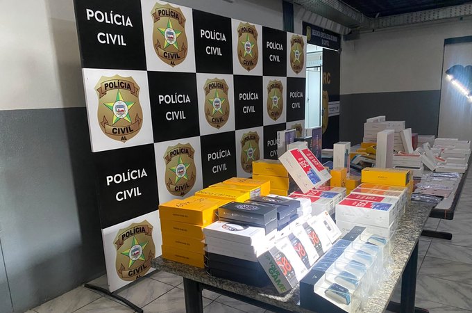Operação apreende cerca de R$ 550 mil em eletrônicos em loja na Serraria, em Maceió