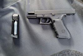 Homem é detido após ameaçar genro com simulacro de arma de fogo em Feira Grande