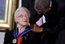 Katherine Johnson, matemática negra que ajudou a Nasa a ir para a Lua, morre aos 101 anos