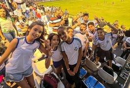 Através de projeto, 50 alunos de escolas públicas de Arapiraca assistiram jogo do ASA na Série D
