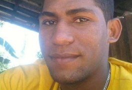 Adolescentes matam homem a tijoladas após vítima tentar invadir residência com facão no Agreste